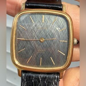 Vintage 1989 Citizen Exceed 4-796471 Men’s Watch [Blue Linen Dial] Gold-Plated